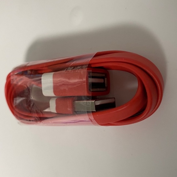 🆓FREE ADD-ON to BUNDLES OVER $50🆓 USB Extender, Red - Picture 2 of 2